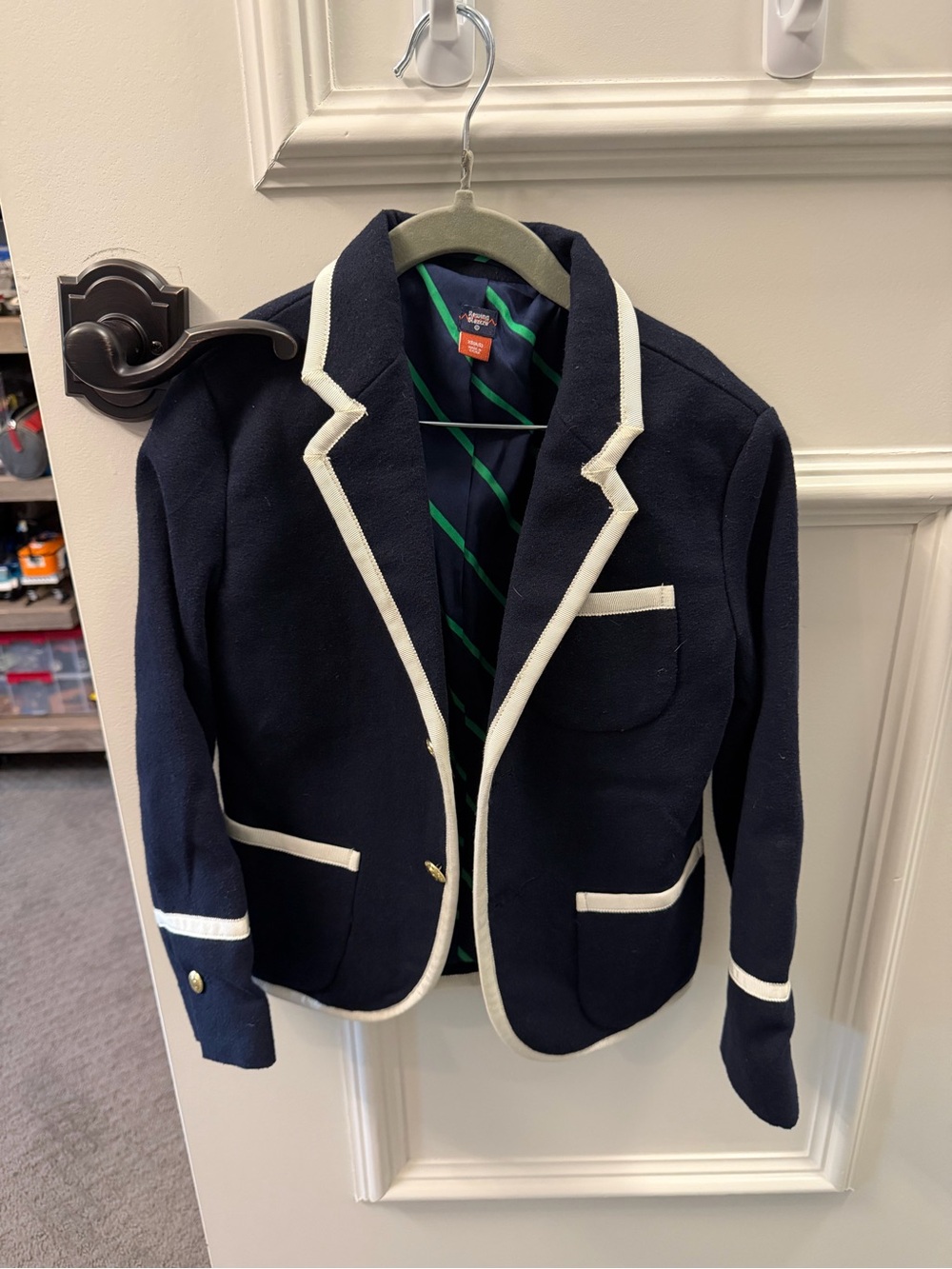 Navy Contrast-Trim Blazer with Cream Piping